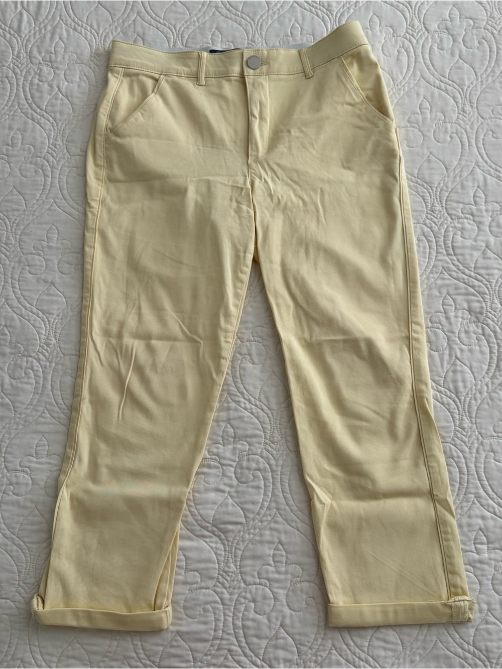Democracy Ab Solution Capri Straight Leg Pant - Picture 2 of 9